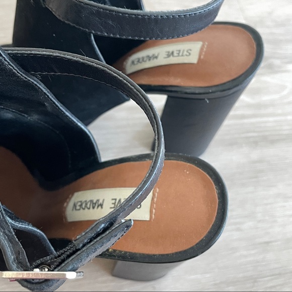 Steve Madden peep toe black suede heeled sandals - Picture 6 of 11